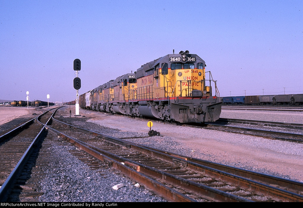 UP 3640 at Yermo Yard